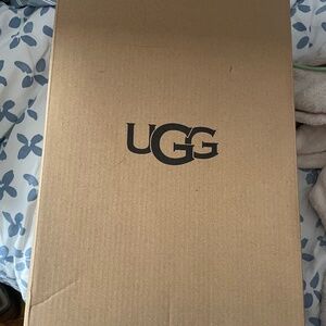 Ugg Mary Jane’s - rare!!